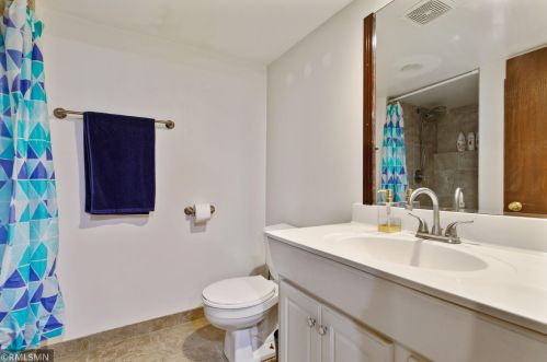 815 Hamline Ave, Saint Paul MN  55104-1300 exterior