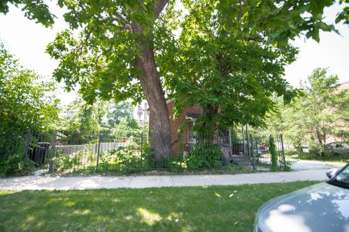 214 Francisco Ave, Chicago, IL 60612-1906