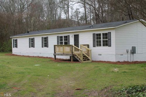 1724 Highway 330, Bogart GA  30622-2912 exterior