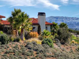 910 La Terraza Ct, Monterey, CA 93940-7610