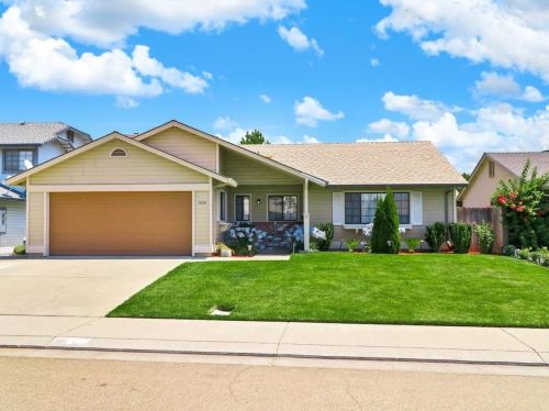 1608 Coventry Way, Lodi, CA 95240-7835