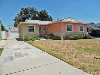 13733 Cornishcrest Rd, Whittier, CA 90605-3343