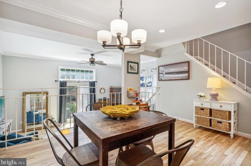 5269 Bradgen Ct, Springfield VA  22151-3524 exterior