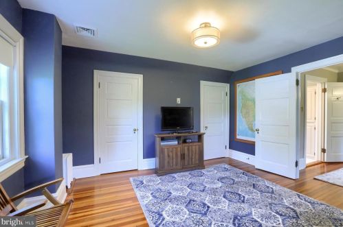 1130 Wheatland Ave, Lancaster PA  17603-2543 exterior