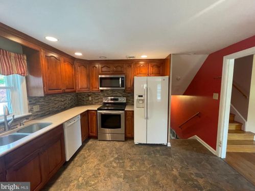 1106 Richmond Rd, Lancaster PA  17603-6126 exterior