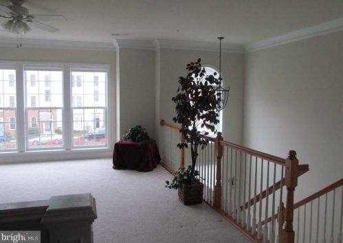 14525 Barkham Dr, Woodbridge, VA 22191-5912