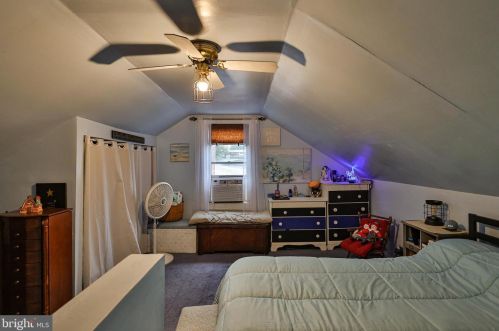 23 Central Ave, Bangor PA 18013-2221 exterior