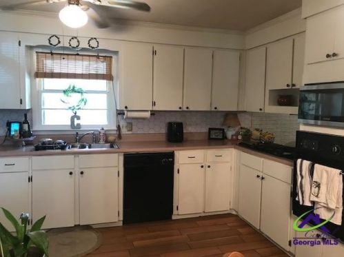 308 Forest Hill Dr, Warner Robins, GA 31088-4155
