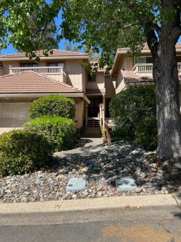 8211 Fox Meadow Pl, Citrus Heights, CA 95610-3241