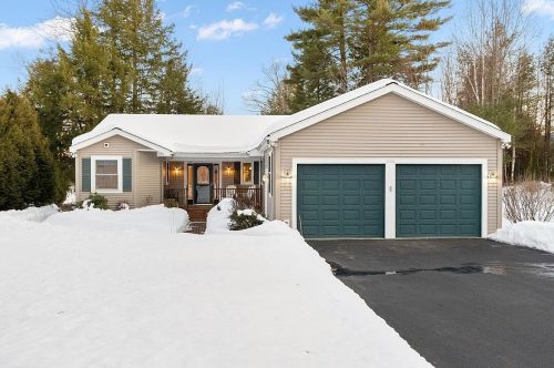 206 Long Bay Dr, Laconia, NH 03246-4045