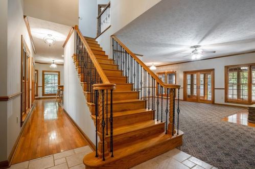 1123 Lemmon Ln, Ellijay, GA 30540-5584