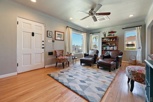 4643 Valencia Dr, San Diego, CA 92115-4215