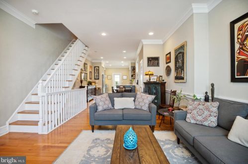 1330 13th St, Philadelphia PA  19147-4905 exterior