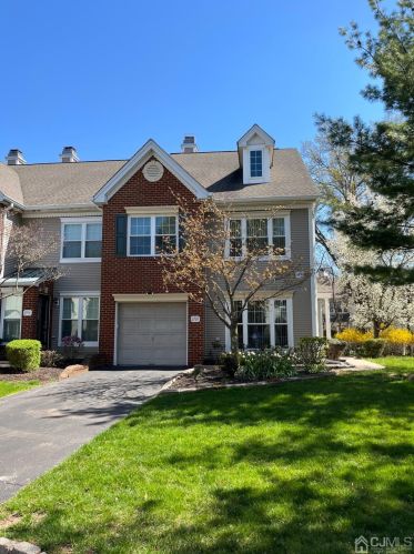 2707 Johnson Cir, Bridgewater, NJ 08807-5537