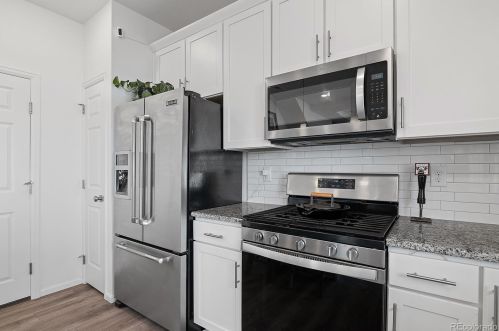 4568 Quemoy St, Aurora CO  80019-6025 exterior