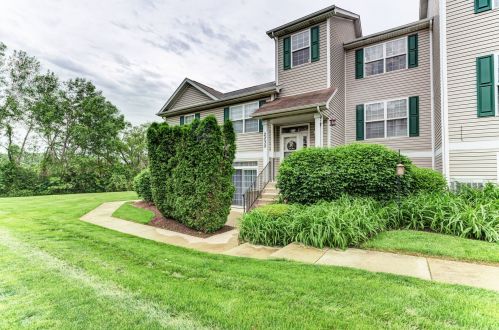 2232 Graystone Dr, Joliet IL  60431-8785 exterior