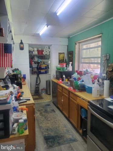 52 Exeter St, Browns Mills, NJ 08015-4212