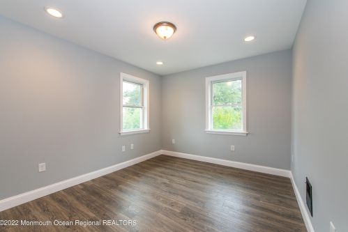 1545 Asbury Ave, Tinton Falls NJ 07712-6102 exterior