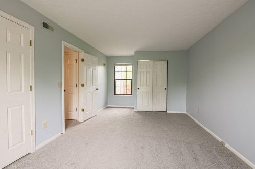 5424 Gantzfield Ct, Cincinnati OH  45241-6078 exterior