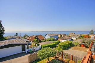 331 8th Ave, Kirkland, WA 98033-5317