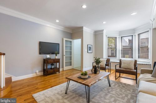 1914 12 St, Philadelphia PA 19148-2210 exterior