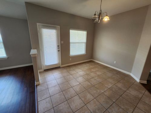 288 Nottingham Loop, Uhland TX  78640-2500 exterior