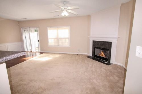 314 Creek Manor Way, Suwanee GA  30024-6564 exterior