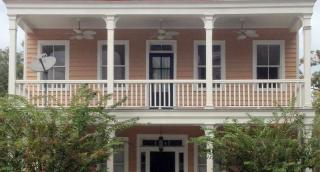 124 Brady St, Savannah GA  31401-8029 exterior