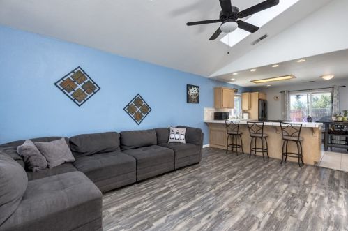 1 Emperor Ct, Chico, CA 95973-8213