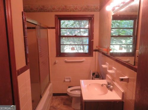 128 Hillsdale Dr, Atlanta GA  30315-6530 exterior