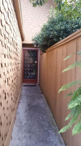 871 Lake Hollow Blvd, Marietta, GA 30064-3991