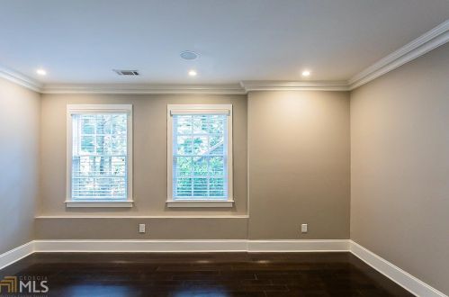 2908 Hermance Dr, Atlanta GA  30319-2704 exterior