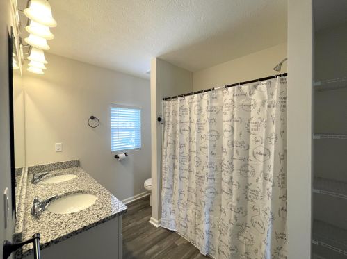 1881 Erika Dr, Springfield OH  45503-5883 exterior