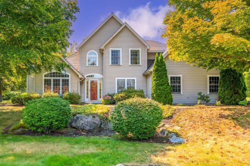 130 Long Bay Dr, Laconia, NH 03246-4044