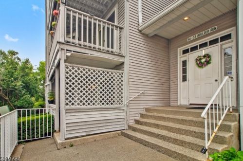 46 Boulder Run Rd, Paterson, NJ 07501-3374