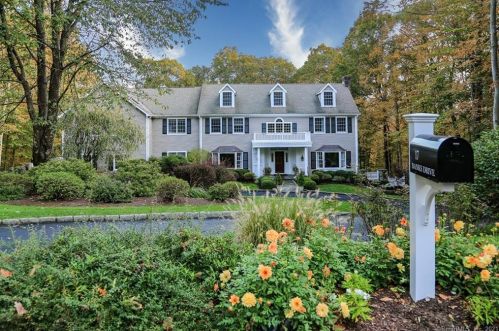 17 Banks Dr, Wilton, CT 06897-3202