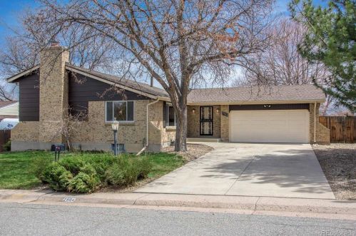 2984 Akron St, Denver, CO 80231-4630