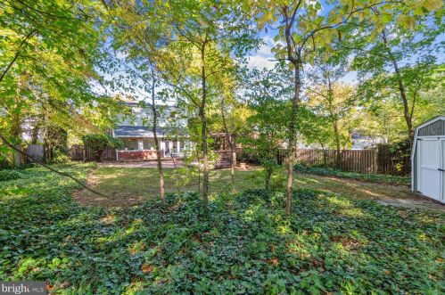 815 Davis Ave, Silver Spring MD 20912-6472 exterior