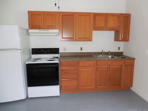 132 Charles St, Waterbury, CT 06708-4268