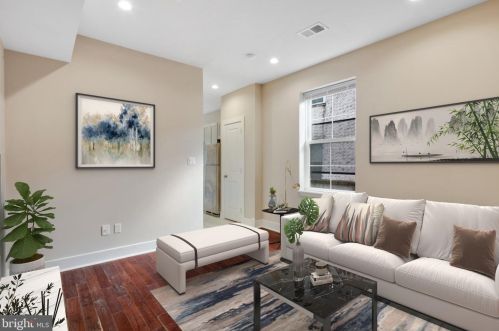 46 44 St, Philadelphia PA 19104-2939 exterior