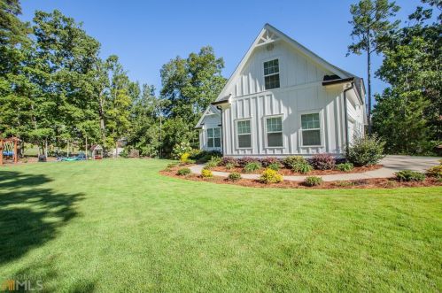 7084 Parkarms Ct, Villa Rica, GA 30180-3964
