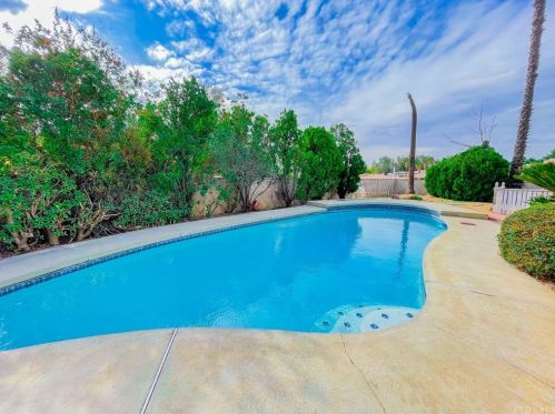 16070 Rancho Viejo Dr, Riverside CA  92506-5824 exterior