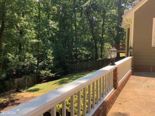 13 Ramblewood Dr, Silver Creek, GA 30173-2300