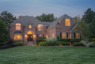 5 Patrey Ct, Chester, NJ 07930-2483