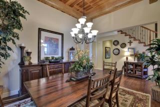 1360 Sunrise Dr, Gilroy, CA 95020-7760