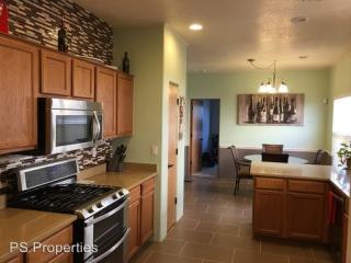 1808 Count Fleet St, Albuquerque NM  87123-2394 exterior