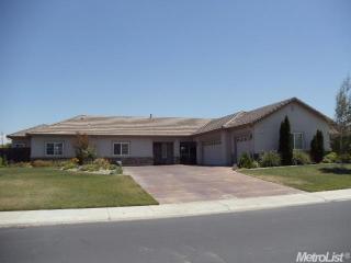 1114 Hailey Dr, Arbuckle, CA 95912-9775