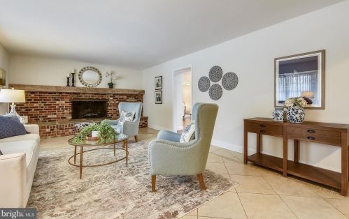 810 Burnt Mills Ave, Silver Spring MD 20901-4506 exterior