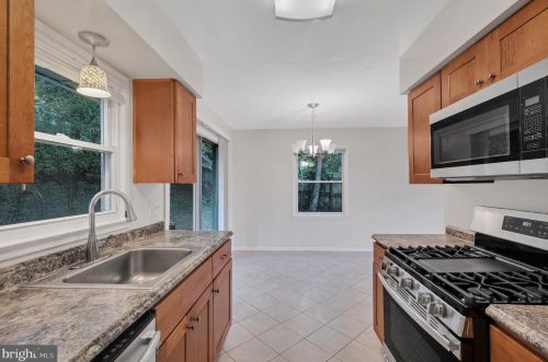 12002 Cook Ct, Silver Spring MD 20902-2112 exterior