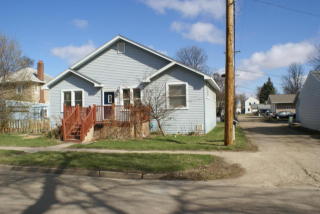 114 14th Ave, Aberdeen, SD 57401-7026